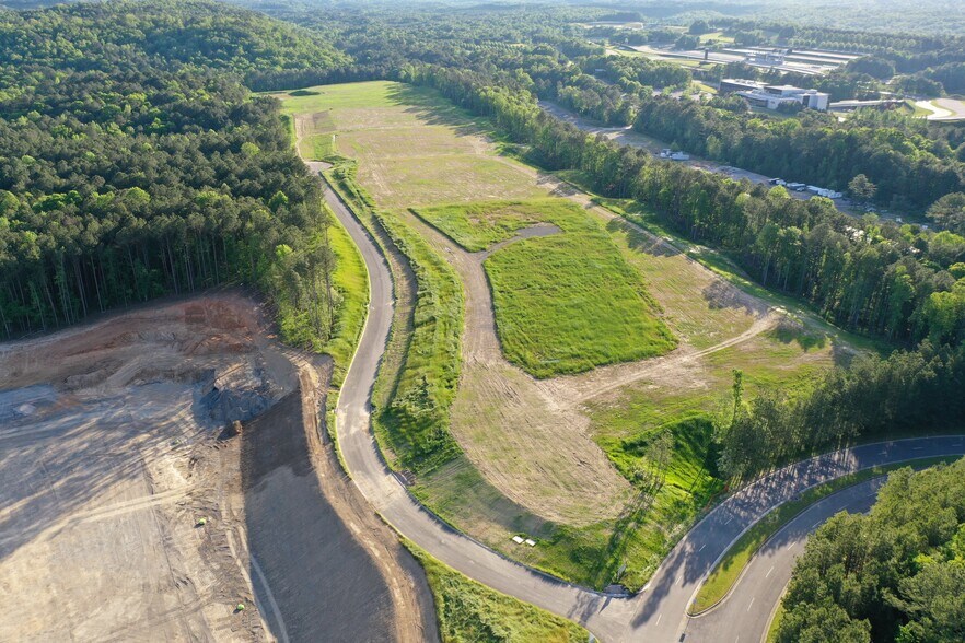 Barber Motorsports Parkway, Leeds, AL à vendre - Photo principale – Image 2 sur 3