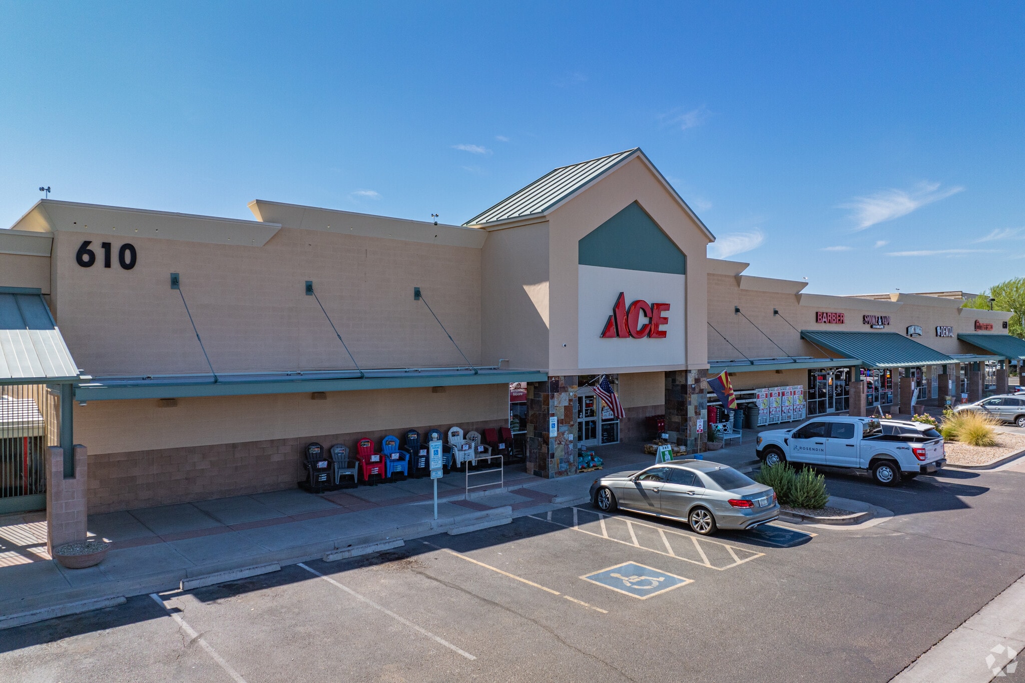 610-650 N Estrella Pky, Goodyear, AZ à louer Photo principale– Image 1 sur 6