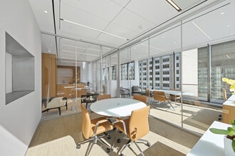 106 W 56th St, New York, NY à louer Photo intérieure– Image 1 sur 6