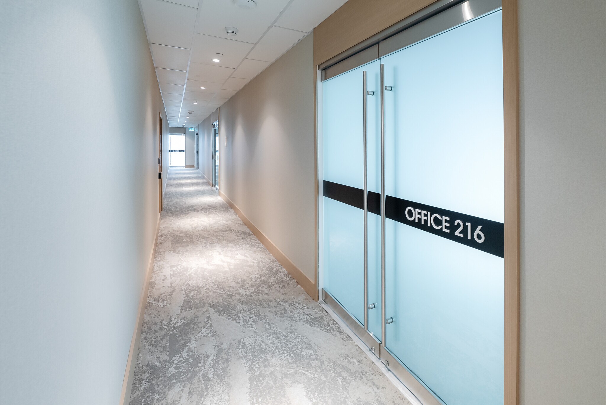 3328 No. 3 Rd, Richmond, BC à louer Photo intérieure– Image 1 sur 6