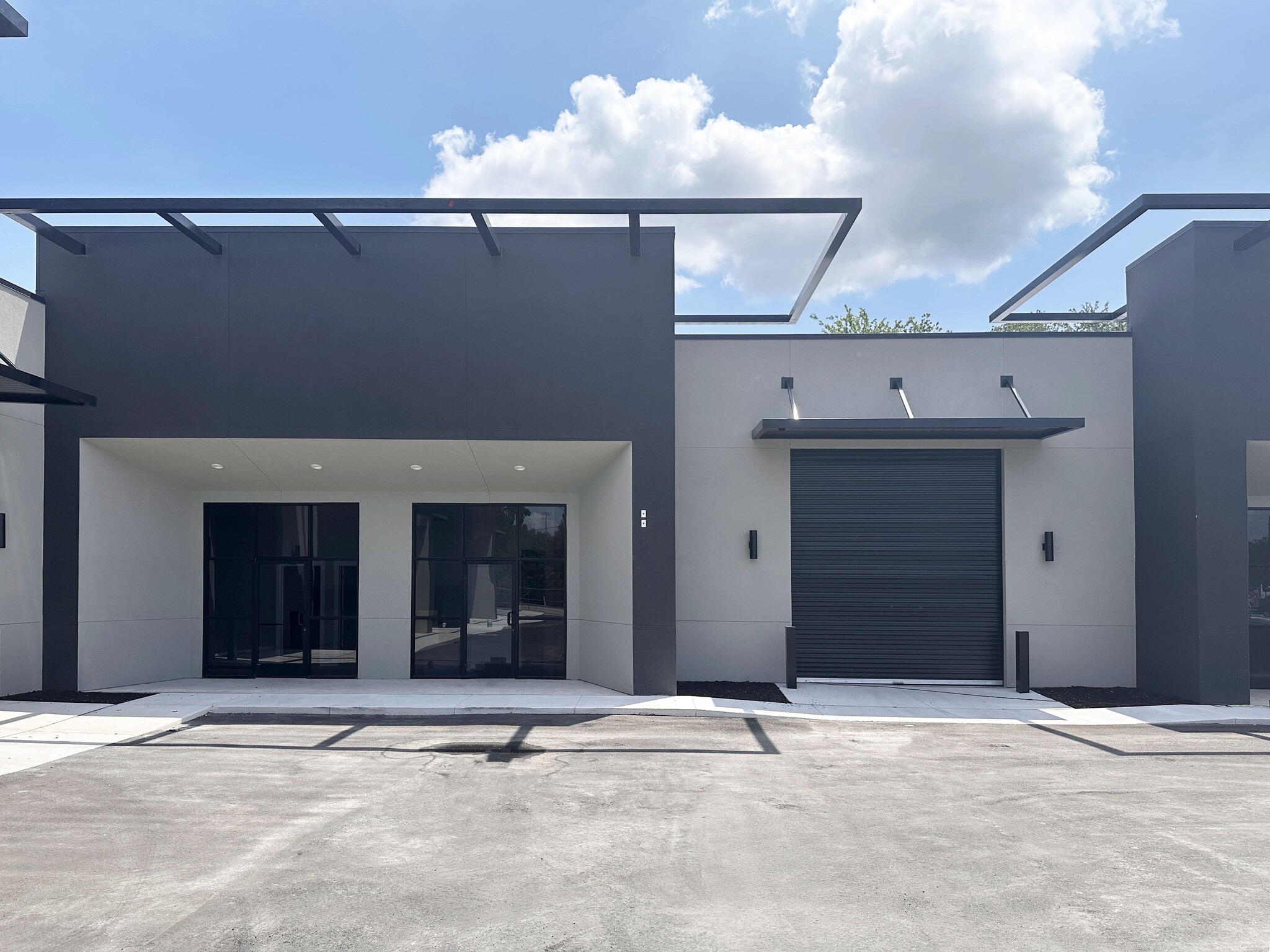 1477 W Gore St, Orlando, FL à louer Photo de l’immeuble– Image 1 sur 4
