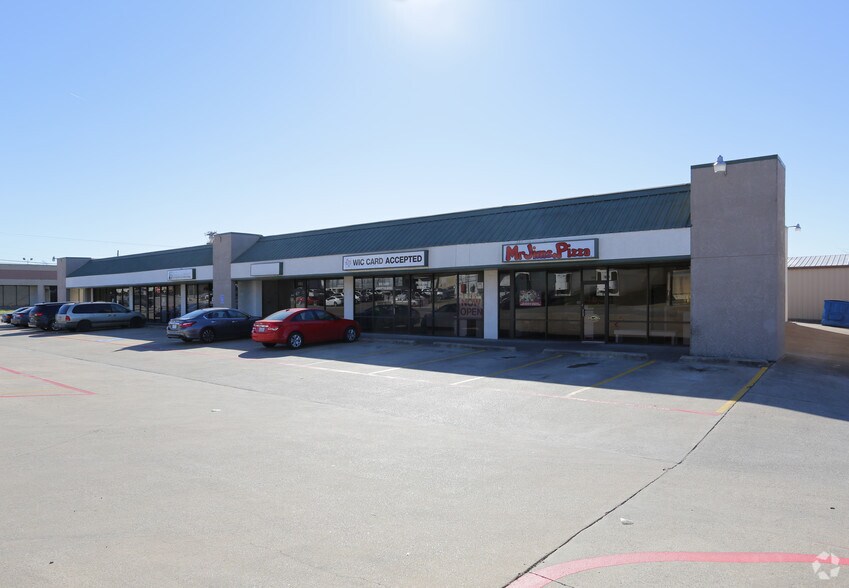 650-670 Big Stone Gap Rd, Duncanville, TX à louer - Photo de l’immeuble – Image 2 sur 3