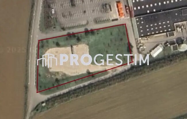 Plus de détails pour Terrain à vendre