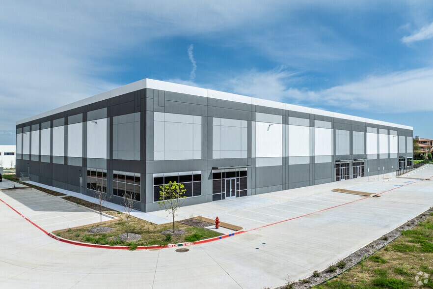 4310 N Belt Line Rd, Irving, TX à louer - Photo de l’immeuble – Image 3 sur 13