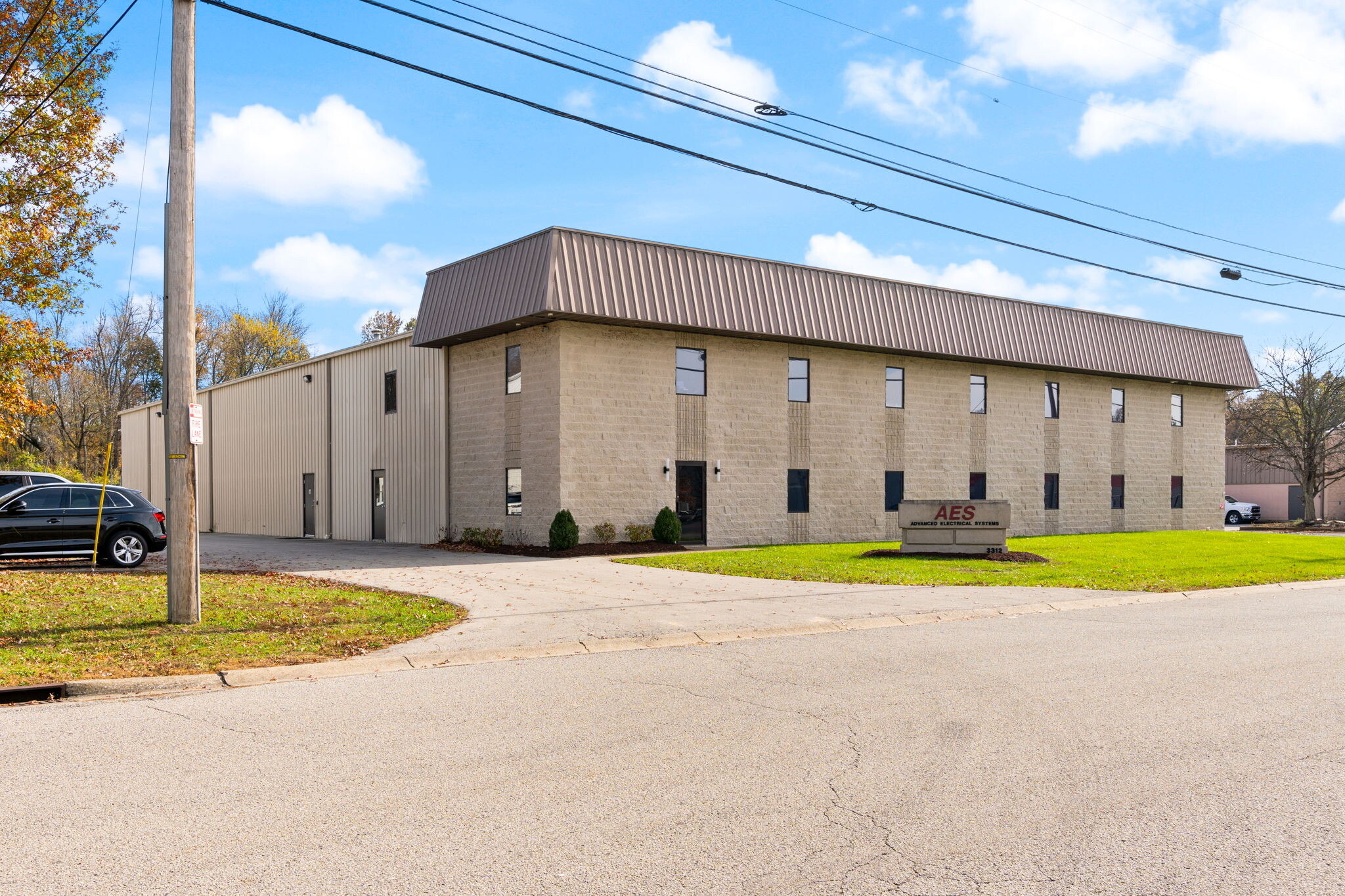 3312 Gilmore Industrial Blvd, Louisville, KY à louer Photo de l’immeuble– Image 1 sur 63