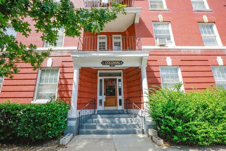 819 Colonial Ave, Norfolk, VA à vendre - Photo de l’immeuble – Image 2 sur 32
