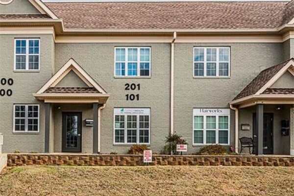 1111 Shive Ln, Bowling Green, KY à vendre Photo de l’immeuble– Image 1 sur 9