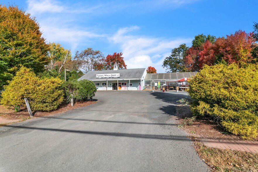 103 Main St, Somers, CT à vendre - Photo de l’immeuble – Image 3 sur 26