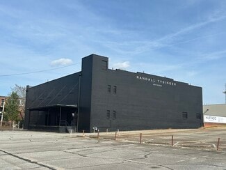 Plus de détails pour 208 N Elm St, High Point, NC - Industriel/Logistique à vendre