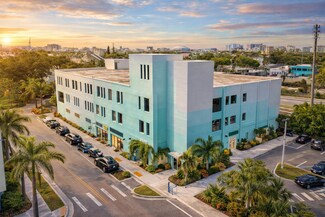 Plus de détails pour 1900 NE Miami Ct, Miami, FL - Bureau à louer