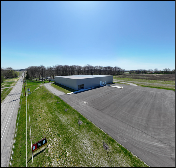 1035 Rogers Drive, Columbia City, IN à louer - Photo de l’immeuble – Image 2 sur 7