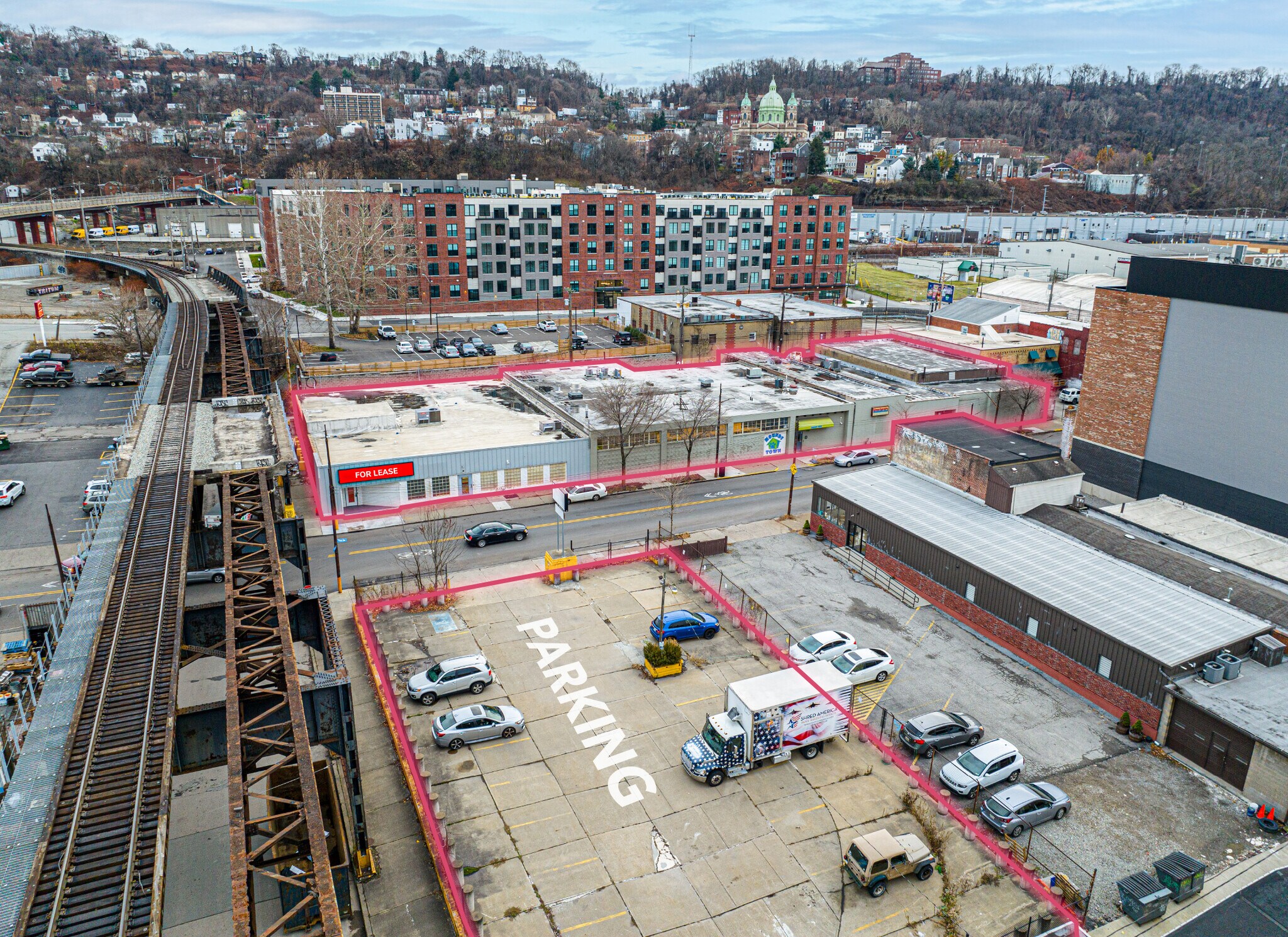 Strip District - Redev/Invest/Occupy portefeuille de 4 biens à vendre sur LoopNet.fr Photo de l’immeuble– Image 1 sur 7