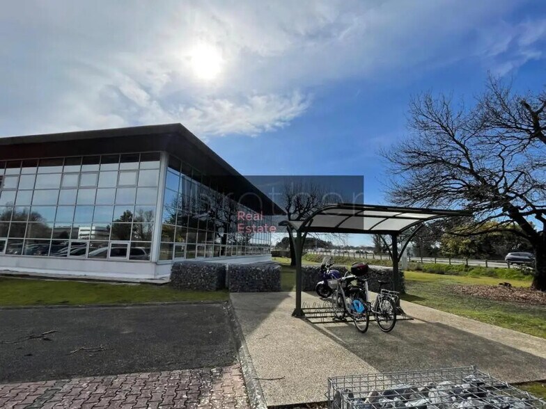 Bureau dans Mérignac à louer - Photo de l’immeuble – Image 2 sur 7