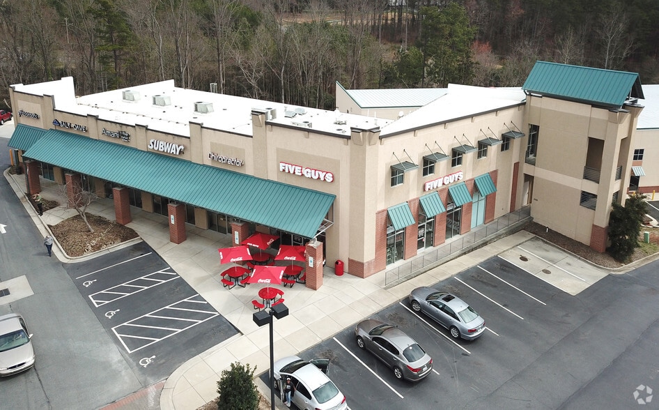Robinhood Rd, Winston-Salem, NC à louer - Aérien – Image 1 sur 6