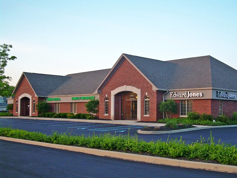 1330-1350 W Southport Rd, Indianapolis, IN à louer - Photo de l’immeuble – Image 1 sur 8