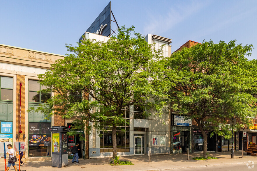 5275-5285 Ch Queen-Mary, Montréal, QC à vendre - Photo de l’immeuble – Image 1 sur 8