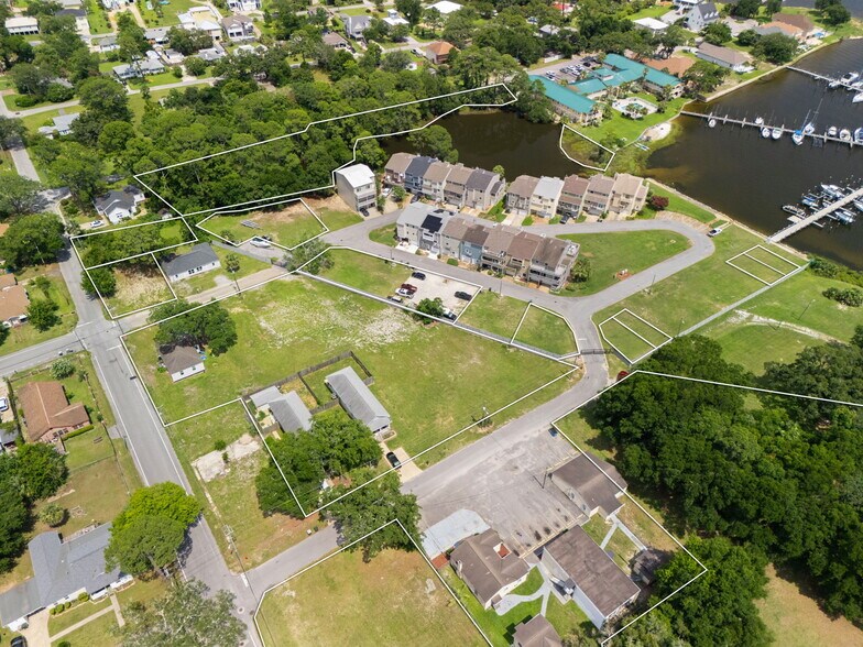 612 S 1st St, Pensacola, FL à vendre - Photo de l’immeuble – Image 2 sur 10