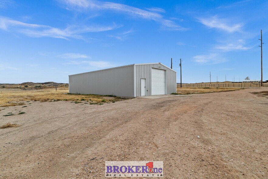 220 Highway 96, Douglas, WY à louer - Photo de l’immeuble – Image 2 sur 12