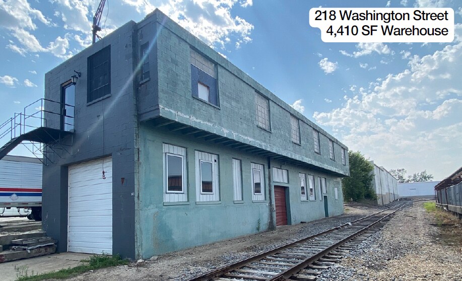 218 Washington St, Menasha, WI à vendre - Photo principale – Image 1 sur 1