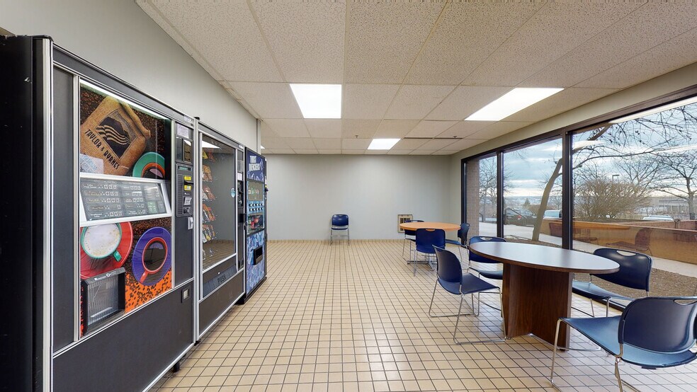 3055 Kettering Blvd, Moraine, OH à vendre - Numérisation 3D Matterport – Image 3 sur 21