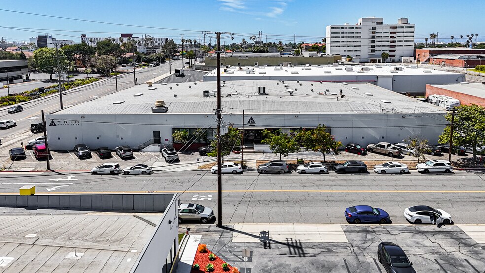601 Lairport St, El Segundo, CA à louer - Photo principale – Image 1 sur 24