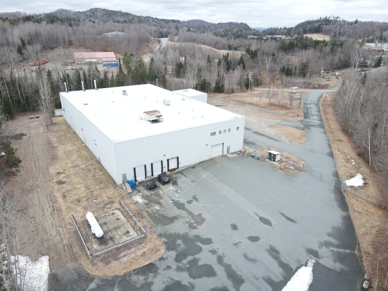 1227 Industrial Pky, Saint Johnsbury, VT à vendre - Photo de l’immeuble – Image 1 sur 6