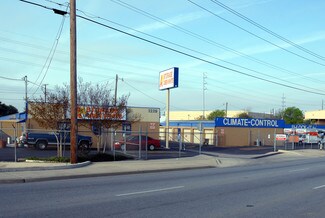 Plus de détails pour 2229 E Ben White Blvd, Austin, TX - Bureau à louer