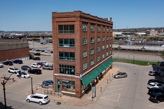 Plus de détails pour 100 Main St, Dubuque, IA - Local commercial à vendre