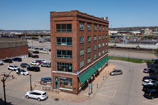 Plus de détails pour 100 Main St, Dubuque, IA - Local commercial à vendre