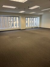 190 S La Salle St, Chicago, IL à louer Photo de l’immeuble– Image 1 sur 3