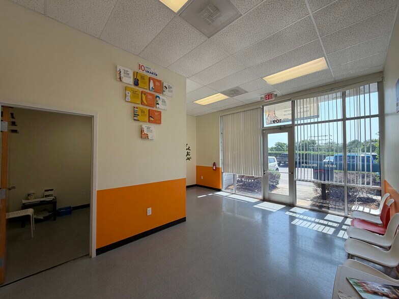 4905-4909 Green Rd, Raleigh, NC à louer - Photo de l’immeuble – Image 2 sur 3