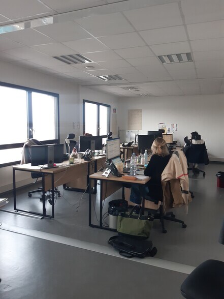 1 Allée De La Pépinière - Oasis, Dury à louer - Photo principale – Image 1 sur 1
