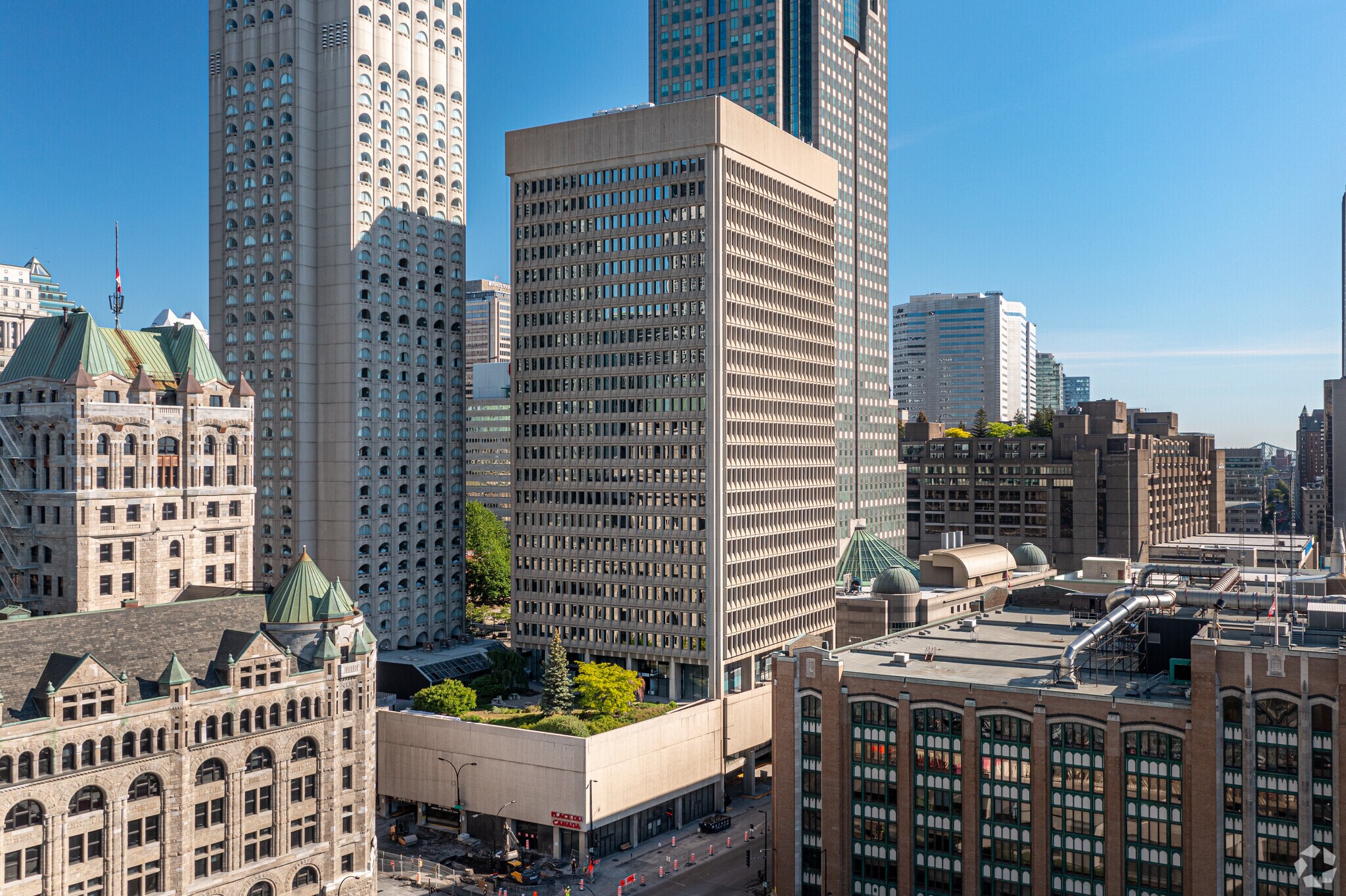 1010 Rue De La Gauchetière O, Montréal, QC à louer Photo de l’immeuble– Image 1 sur 18
