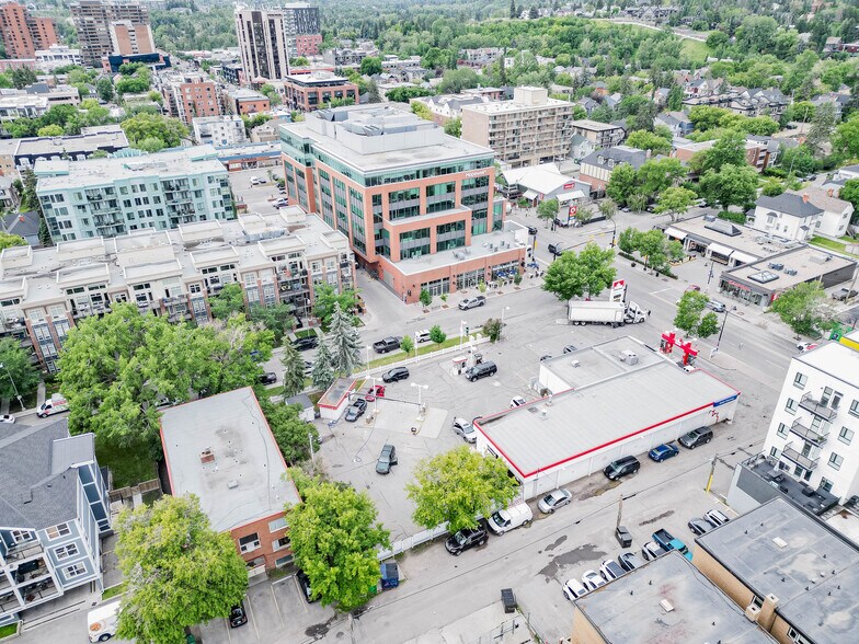 1920 4 St SW, Calgary, AB à vendre - Photo de l’immeuble – Image 3 sur 3