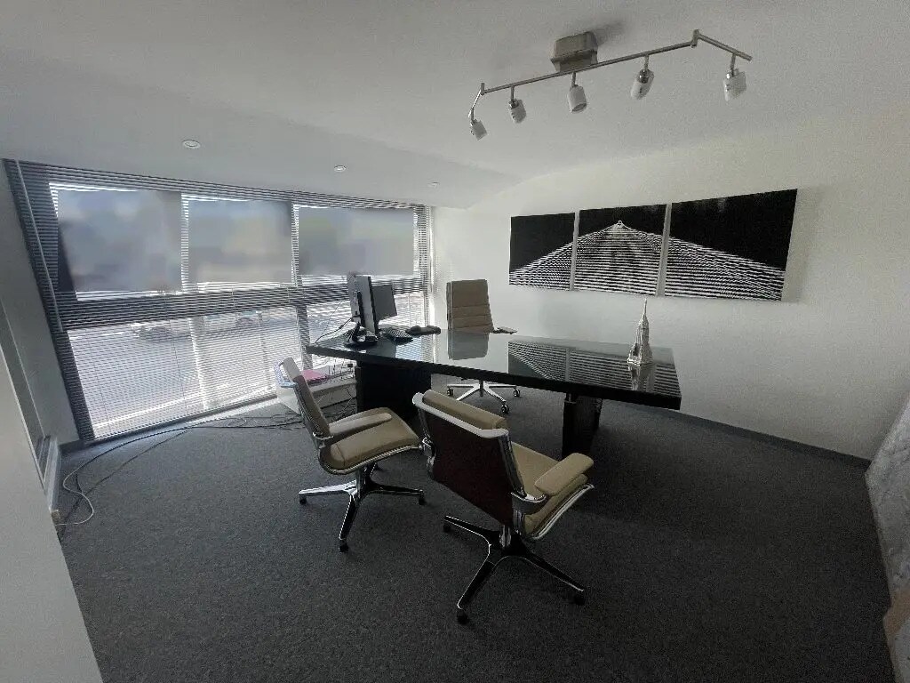 Bureau dans Lyon à louer Photo de l’immeuble– Image 1 sur 6