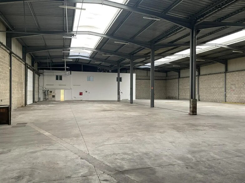 Bureau dans Argenteuil à louer - Photo intérieure – Image 2 sur 8