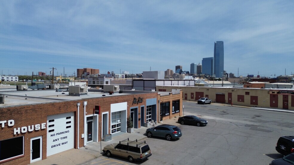 1205 SW 2nd St, Oklahoma City, OK à louer - Photo de l’immeuble – Image 2 sur 4