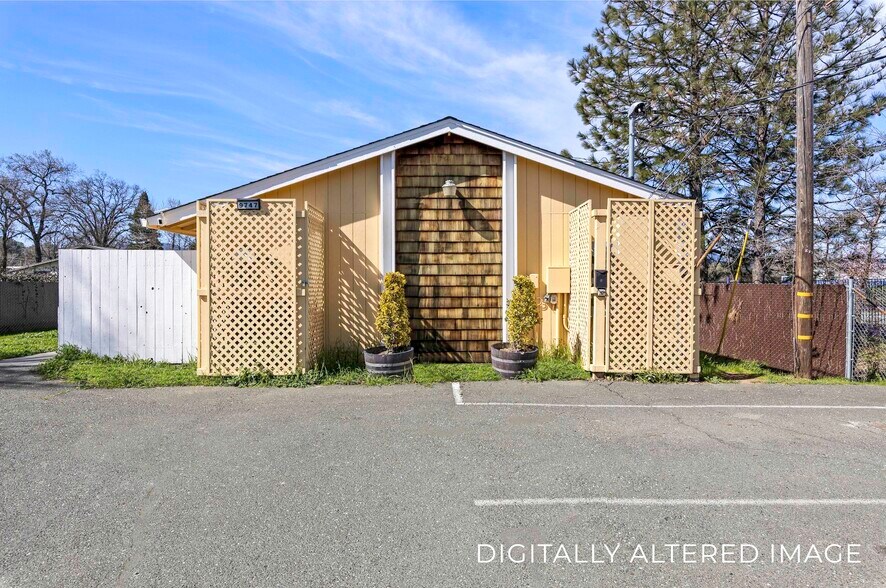 9747 Winchester St, Lower Lake, CA à vendre - Photo de l’immeuble – Image 3 sur 32