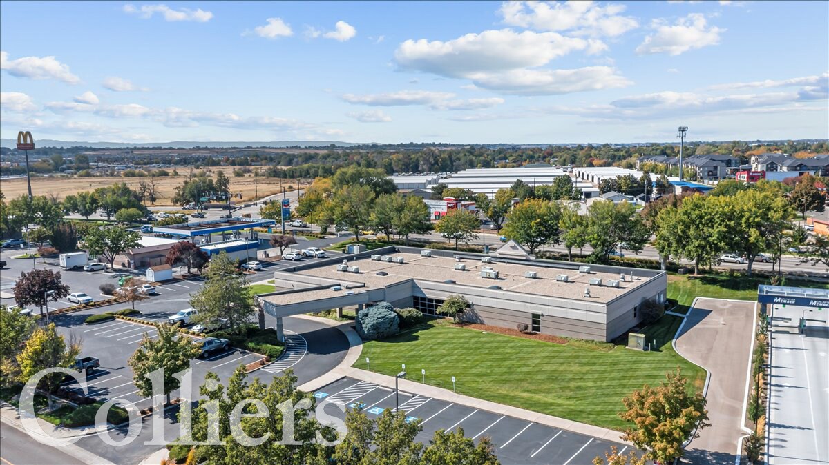 745 S Progress Ave, Meridian, ID à vendre Photo principale– Image 1 sur 18