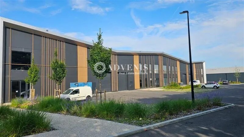 Industriel/Logistique dans Neuville-en-Ferrain à louer - Photo de l’immeuble – Image 3 sur 8