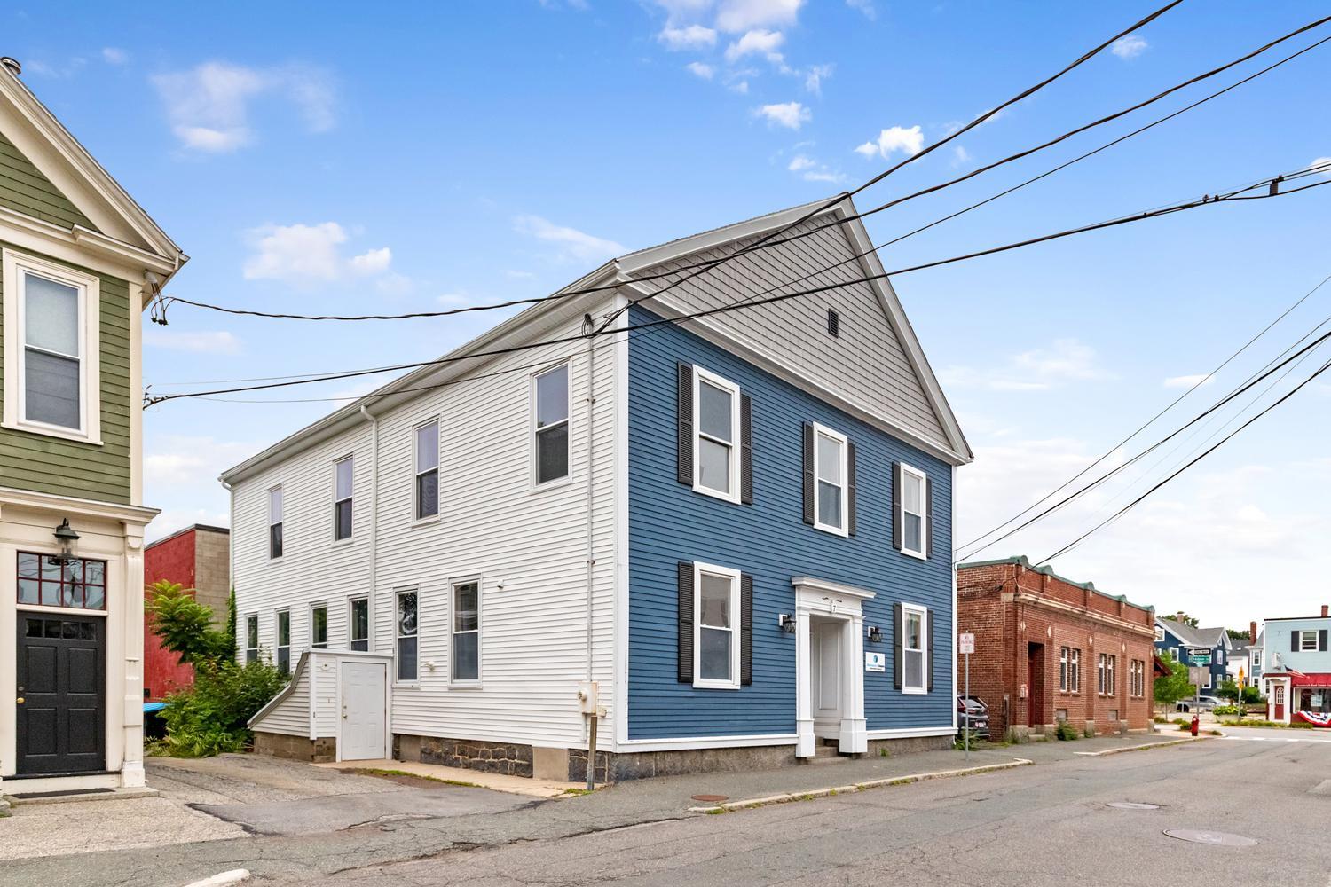 7 Foster St, Wakefield, MA à vendre Photo de l’immeuble– Image 1 sur 35