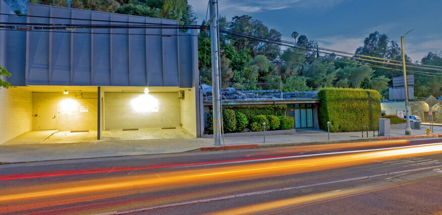 3449–3453 Cahuenga Blvd W, Los Angeles, CA à vendre - Photo de l’immeuble – Image 2 sur 18