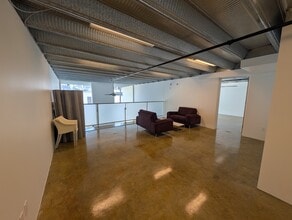 10309 107 St NW, Edmonton, AB à louer Photo intérieure– Image 2 sur 7