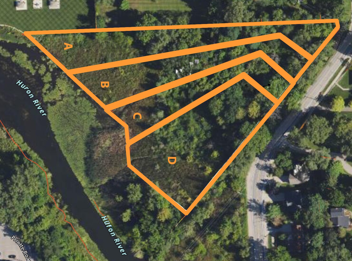 130 River Dr, Milford, MI à vendre Photo principale– Image 1 sur 20