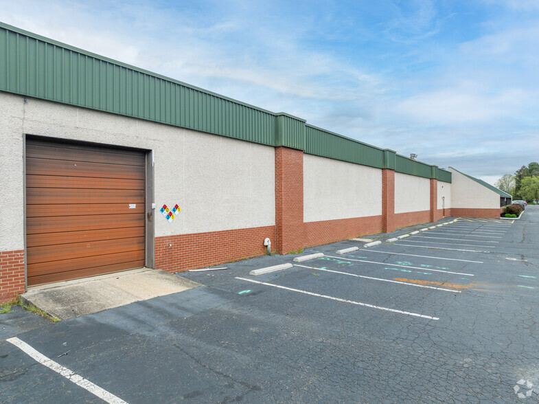 1 Electronics Dr, Hamilton, NJ à louer - Photo de l’immeuble – Image 3 sur 10