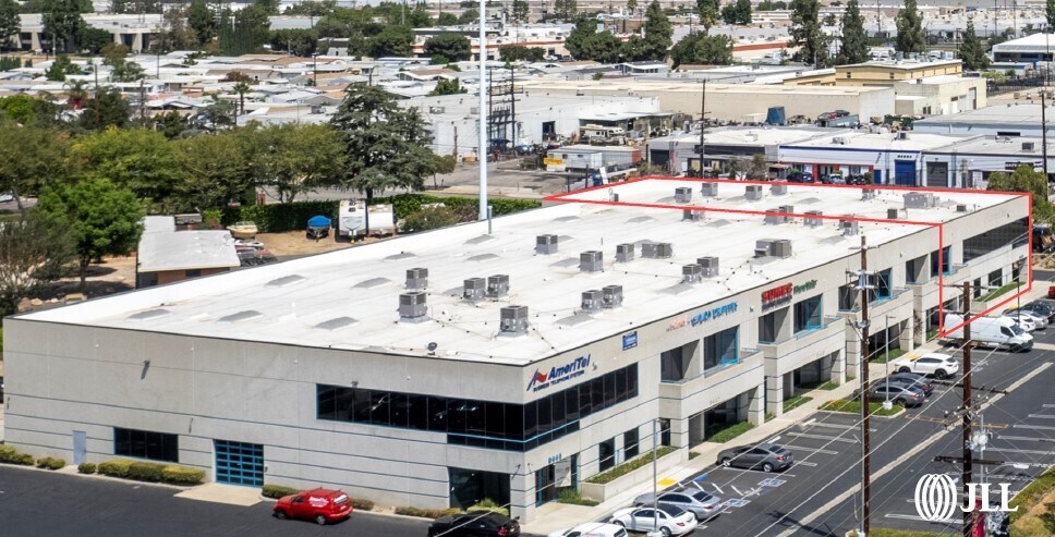 9445-9457 De Soto Ave, Chatsworth, CA à louer - Photo de l’immeuble – Image 3 sur 10