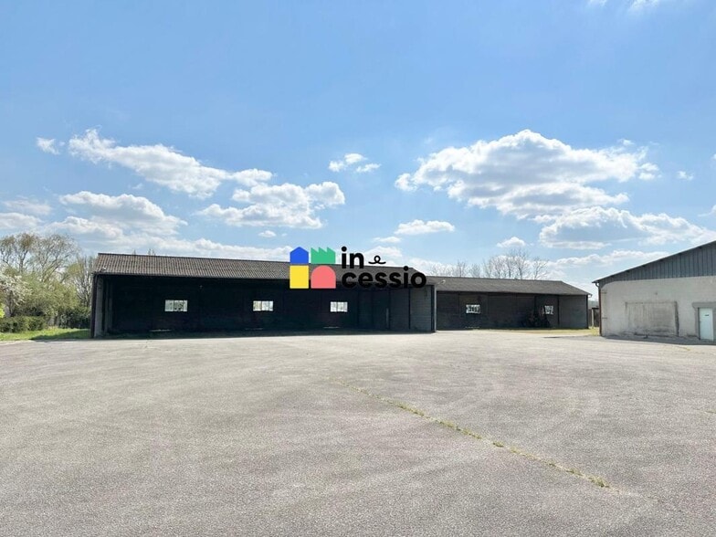 Industriel/Logistique dans Vibraye à vendre - Photo de l’immeuble – Image 1 sur 13