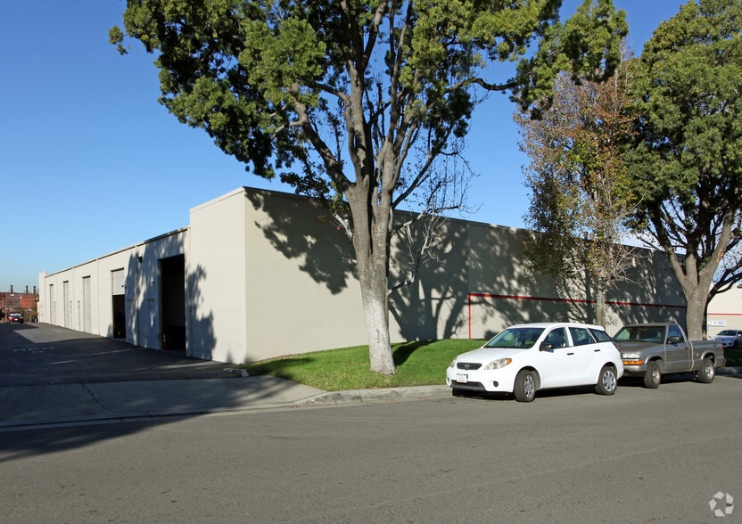 1016-1024 N Lemon St, Orange, CA à louer - Photo principale – Image 1 sur 2