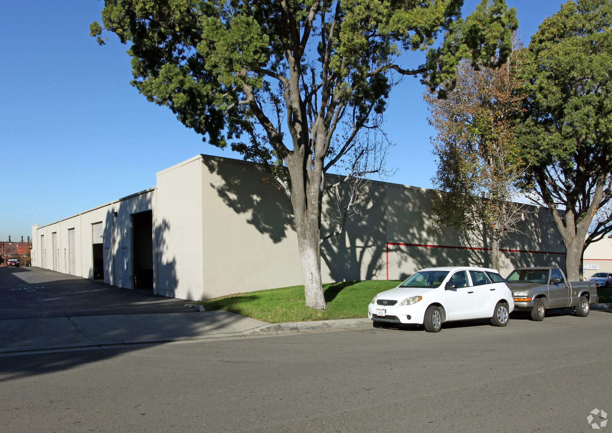 1016-1024 N Lemon St, Orange, CA à louer Photo principale– Image 1 sur 3