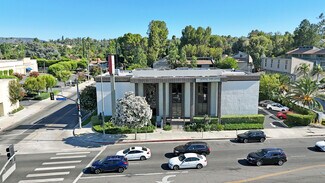 Plus de détails pour 19900 Ventura Blvd, Woodland Hills, CA - Bureau/Local commercial à louer